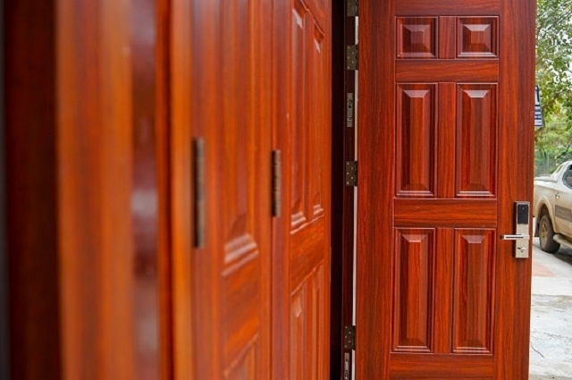 Cửa thép vân gỗ có tính thẩm mỹ rất cao