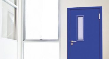 ban-cua-thep-chong-chay-4